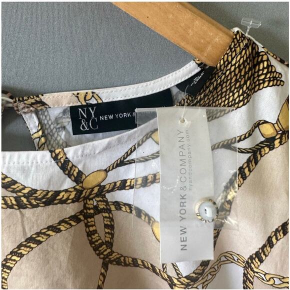 Open Back Blouse- Size Large - Picture 5 of 9